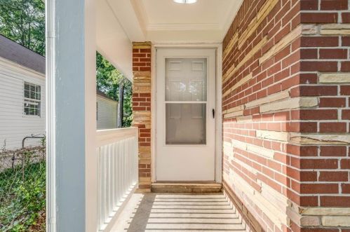 1935 Handley Ave, Atlanta GA  30310-2214 exterior