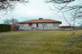 30 Anderson Rd, Selah, WA 98942-8813