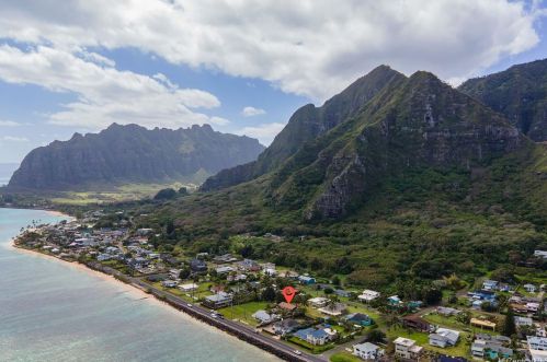 51-416 Kamehameha Hwy, Kaaawa, HI 96730