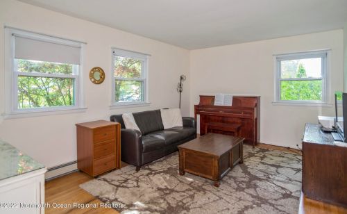345 Princeton Ave, Berkeley Township NJ  08721-2321 exterior