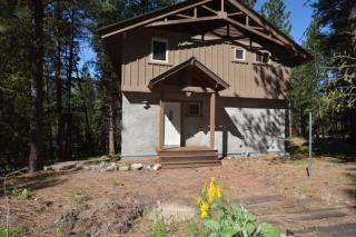 17 Mustard Mountain Rd, Winthrop, WA 98862-9123