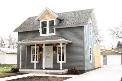 1111 1st St, Casselton, ND 58012-3415