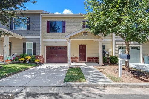 2874 Fox Wood Ln, Gainesville, GA 30504-5683