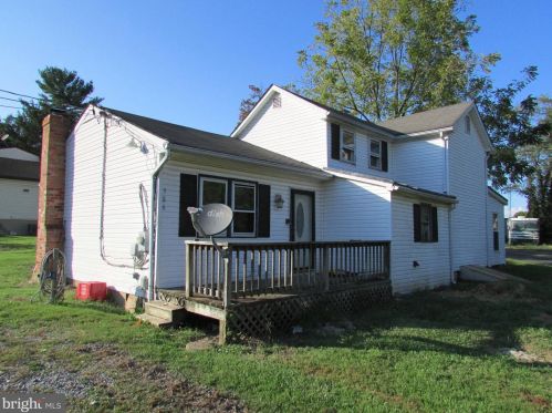 368 Carter Ave, Harpers Ferry, WV 25425-3565