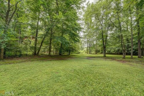 5025 Shore Dr, Conyers GA  30094-4711 exterior