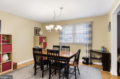 112 Apple Ln, Mount Laurel NJ  08054-1017 exterior