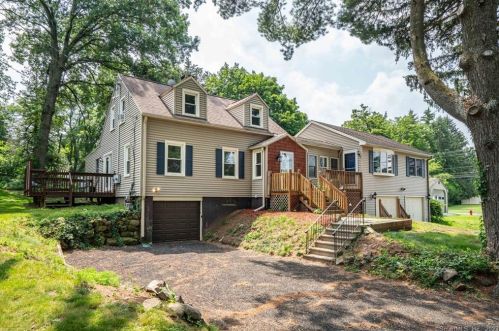 12 Atwood St, Kensington, CT 06037-1917