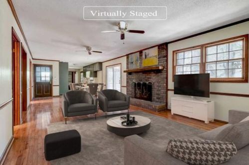 4610 Twin Oaks Dr, Kennesaw, GA 30152-3931