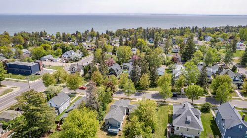 5117 Colorado St, Duluth, MN 55804-1611