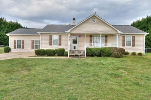575 Laney Rd, Locust Grove, GA 30248-2262