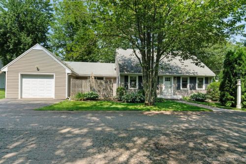 1 John St, Wells, ME 04090-3951