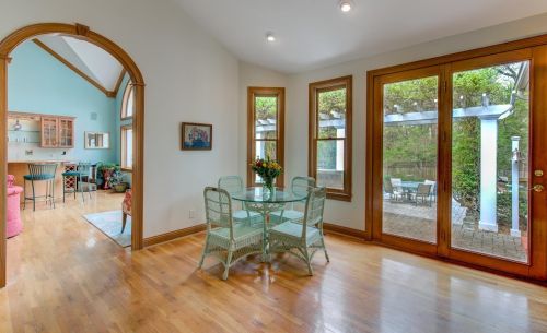 10627 Deerfield Rd, Cincinnati OH  45242-4212 exterior