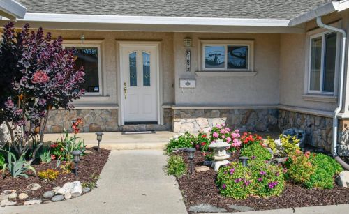 1072 Calboro Dr, San Jose, CA 95117-2912