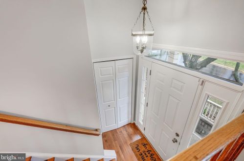 11811 Great Owl Cir, Herndon VA  20194-1174 exterior