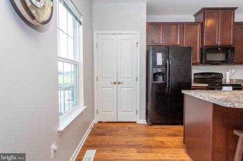 175 Moul Ave, Hanover PA 17331-2080 exterior