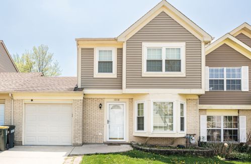 1308 Oriole Trl, Carol Stream, IL 60188-6062