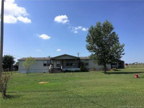 12114 Us Highway 77, Marietta, OK 73448-9573