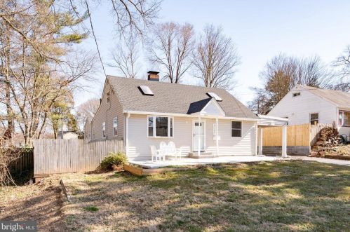 3107 Annandale Rd, Falls Church, VA 22042-4244
