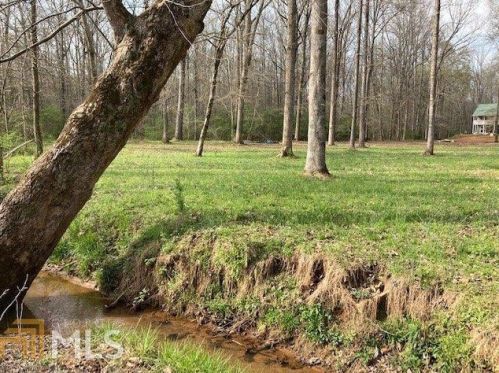 2075 Lebanon Church Rd, Jefferson GA  30549-5947 exterior