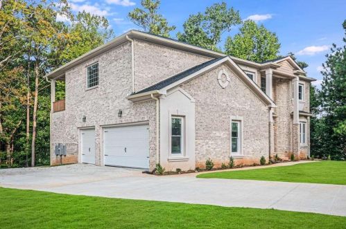 2313 Barrington Trace Cir, Atlanta, GA 30331-9107