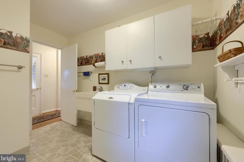 1926 Drexel Ave, Lancaster PA  17602-3302 exterior