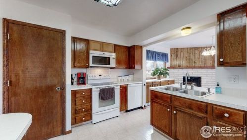 2616 28th St, Loveland, CO 80538-2907