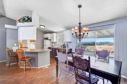 33276 Homestead Ln, Wildomar, CA 92595-9169