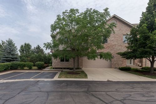 159 Carey Trl, Wood Dale, IL 60191-2061