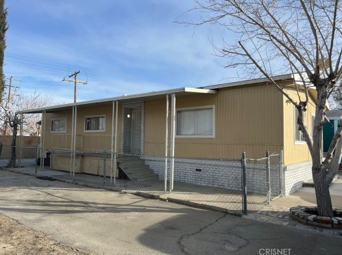 1449 Avenue I, Lancaster, CA 93535-2111