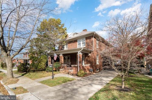 218 Meade Ave, Hanover, PA 17331-3626