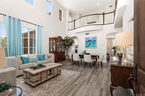 2185 Corte Arboles, Carlsbad, CA 92009-9018
