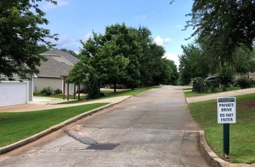59 Medallion Park, Newnan, GA 30265-5654