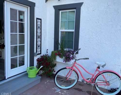 3493 Hoover St, Riverside CA  92504-3905 exterior