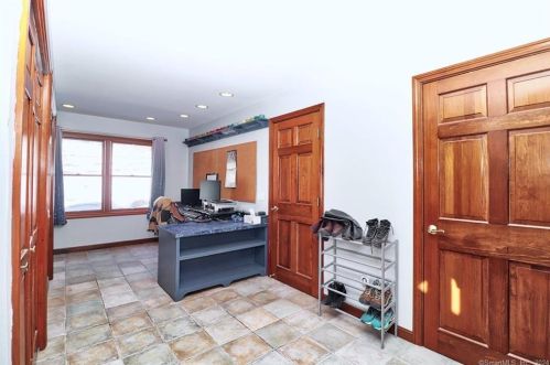 79 Brass Mill Dam Rd, Torrington CT  06790-2702 exterior