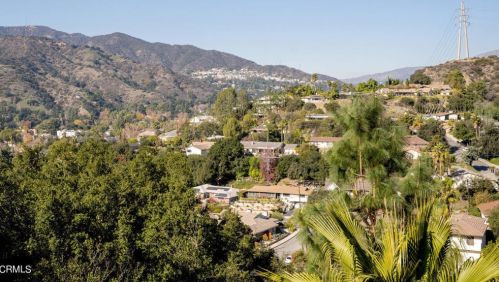 1958 Calafia St, Glendale CA  91208-2306 exterior