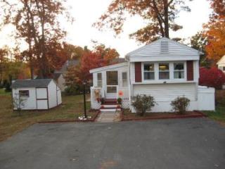29 Sunrise Trl, Nashua, NH 03062-1260