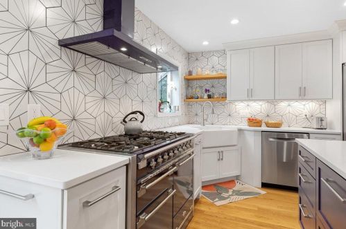 29 Cedar Ln, Princeton NJ  08540-5308 exterior