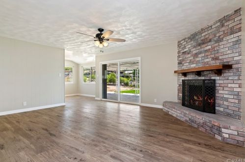 15591 Golden Star Ave, Riverside CA  92506-5753 exterior