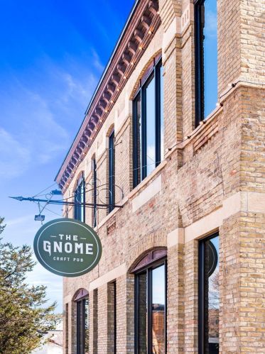 226 Grotto St, Saint Paul MN  55105-3508 exterior