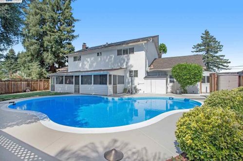 9509 Belle Meade Dr, San Ramon, CA 94583-3808