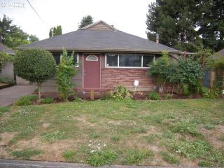9926 Lombard St, Portland OR  97203-3131 exterior