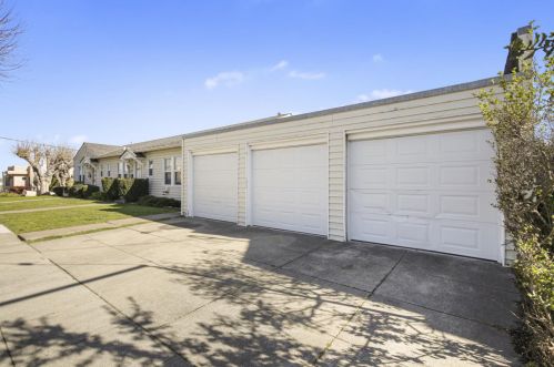 1019 Clark Ave, San Bruno, CA 94066-4209