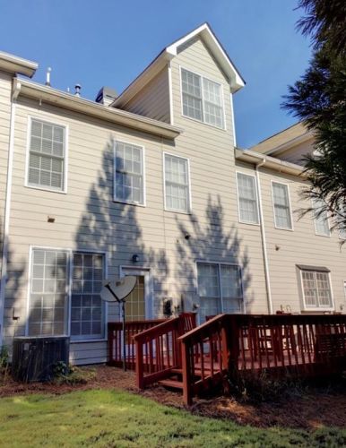 2316 Longcourt Way, Atlanta GA  30339-0902 exterior