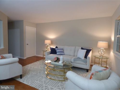 709 Morris Ct, Florence, NJ 08518-2623