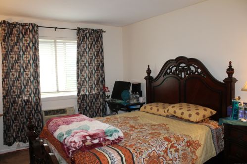 1700 Broadbridge Ave, Stratford, CT 06614-5426