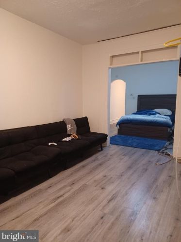 4810 11 St, Philadelphia PA 19112-0013 exterior