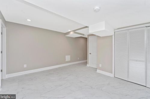 908 Devere Dr, Silver Spring MD 20903-1625 exterior