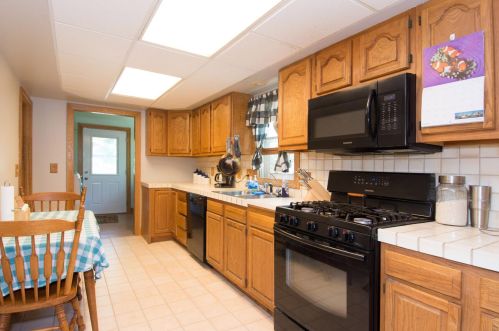 3249 37th Ave, Minneapolis, MN 55406-2136