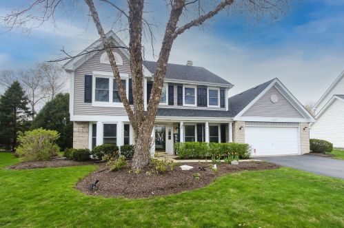 1422 Fox Chase Ct, Hanover Park, IL 60103-1808