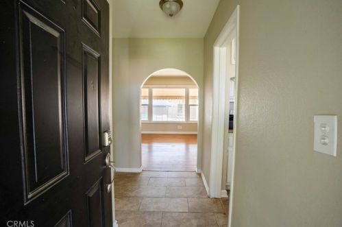 3638 Harding St, Riverside CA  92506-2621 exterior